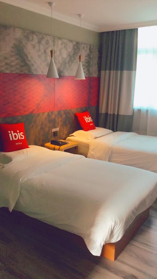 Отель Ibis Beijing Tuanjiehu Chaoyang  Экстерьер фото