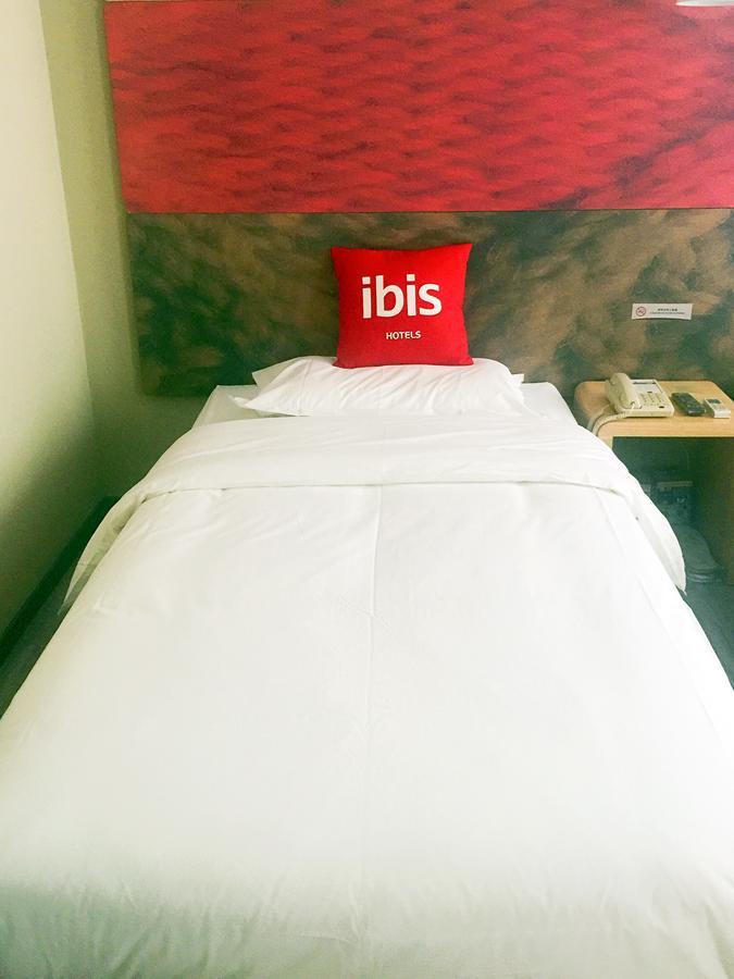 Отель Ibis Beijing Tuanjiehu Chaoyang  Экстерьер фото