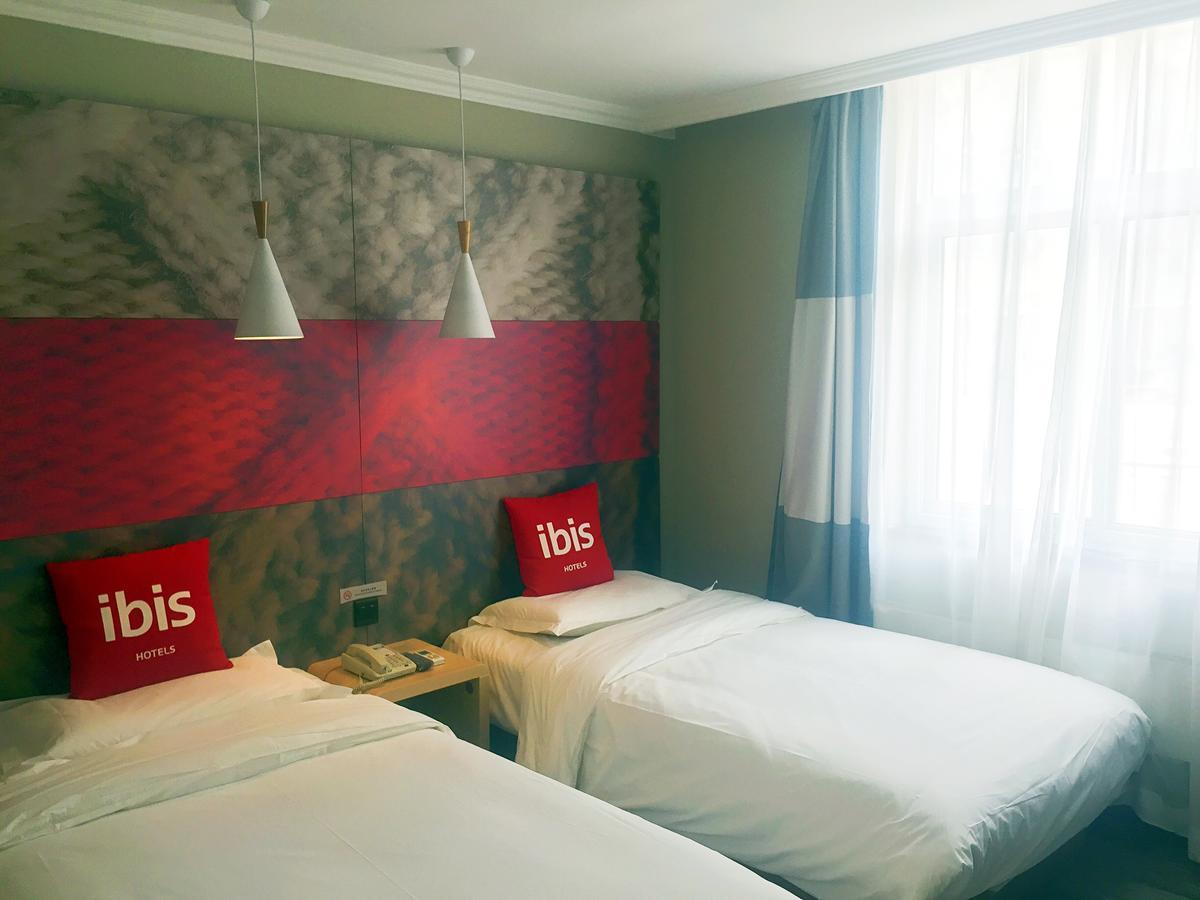 Отель Ibis Beijing Tuanjiehu Chaoyang  Экстерьер фото
