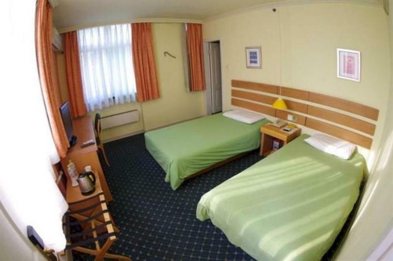 Отель Ibis Beijing Tuanjiehu Chaoyang  Экстерьер фото